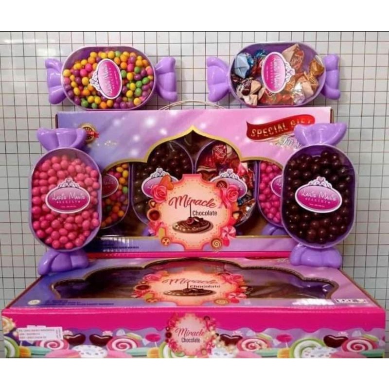 

CHOCOLATE MIRACLE LARIS MANIS ISI 4 JAR