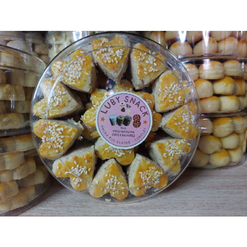 

KUE KACANG PREMIUM 500GR KUE LEBARAN 2023