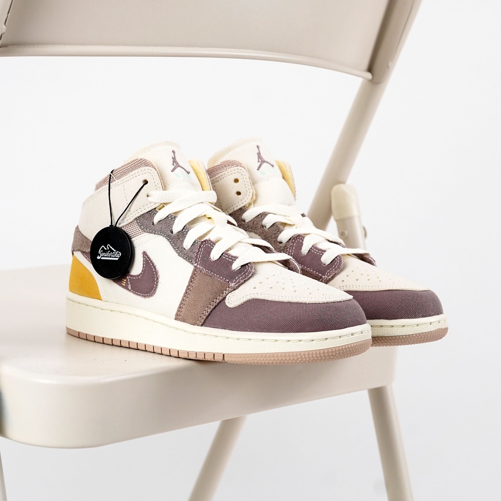 Air Jordan 1 Mid SE Craft Inside Out Earth GS