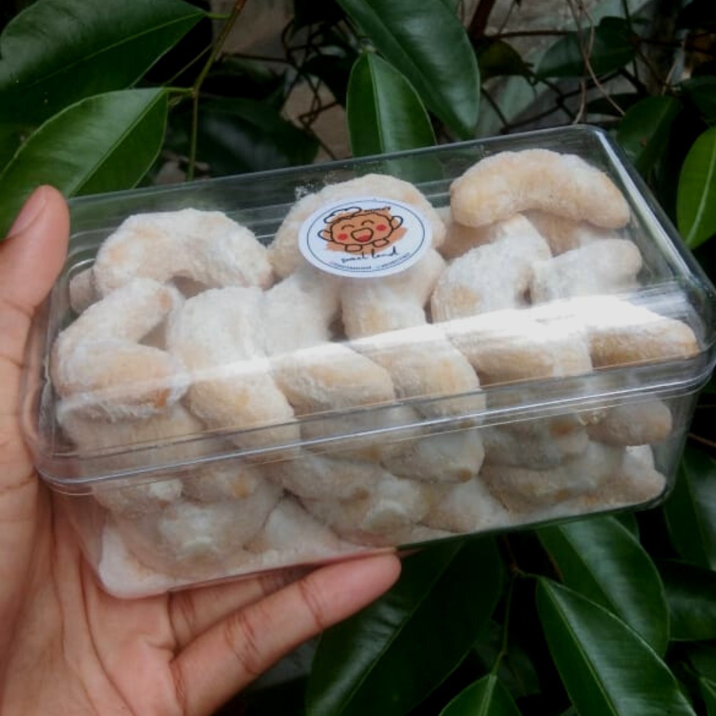 

Putri Salju Keju / Kue Kering /Kue Lebaran / Hampers