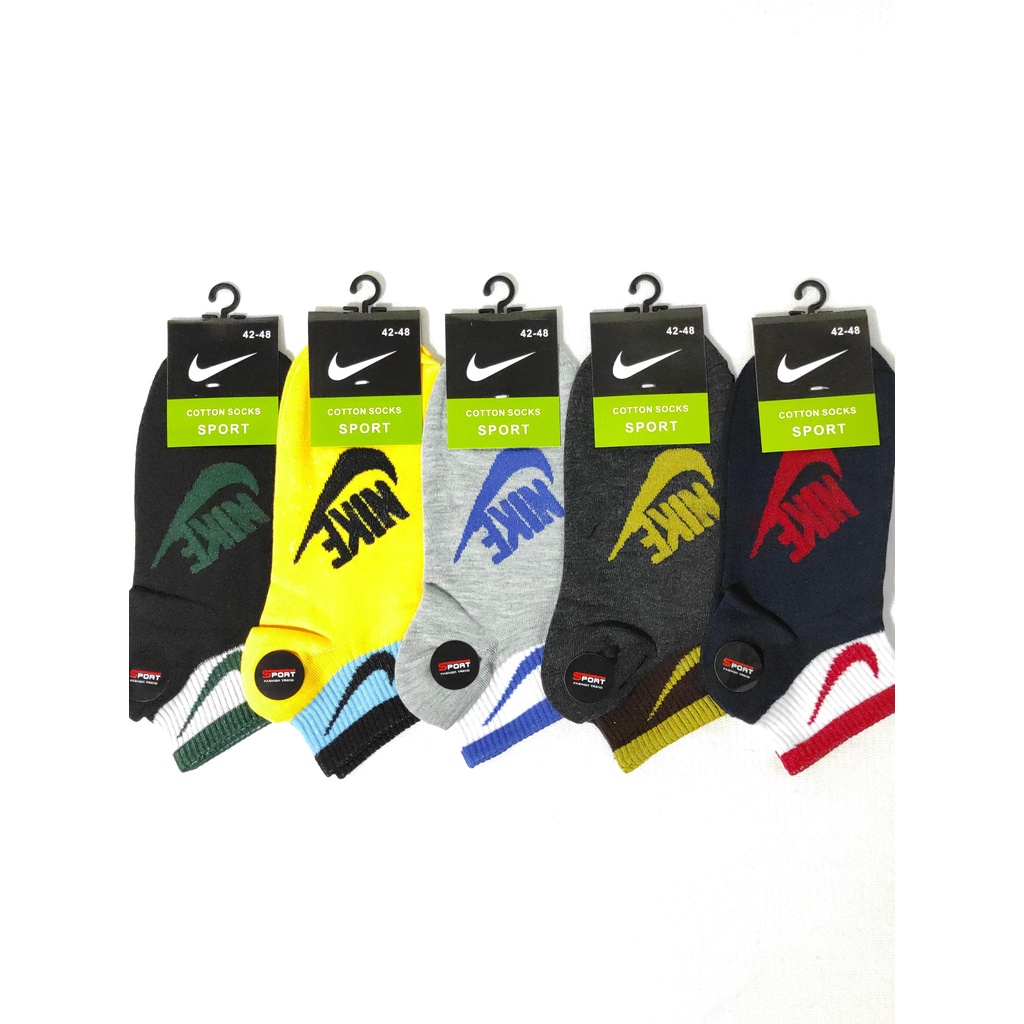 Kaos kaki sport matakaki motif Nike