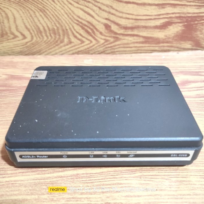 D-Link DSL-526B USB / Ethernet ADSL2+ Modem Router