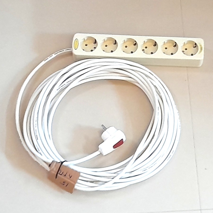 Stopkontak Kabel Rakitan 6 lbg Matsui +Kabel+ Steker On/Off Putih