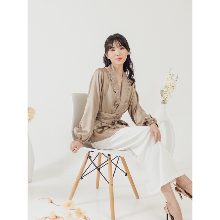 Kadaka O-0193 Outer Wanita Satin Ruffle Chantilly Lace with Obi Belt