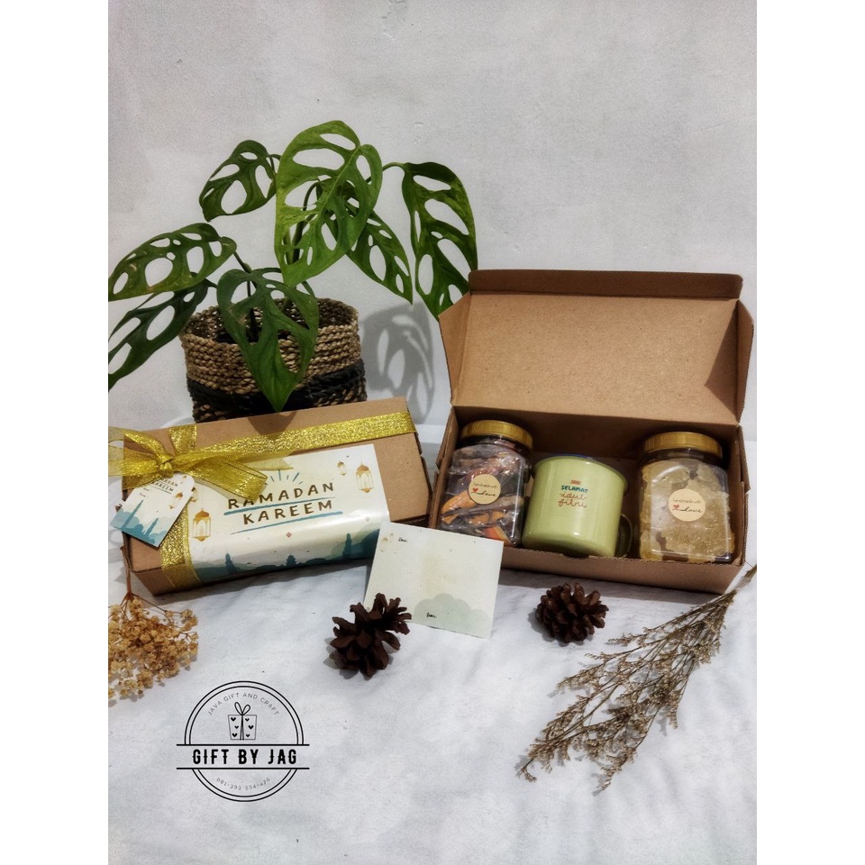 

HAMPERS WEDANG UWUH/ HAMPERS LEBARAN/RAMADHAN/NATAL/ GIFTBOX