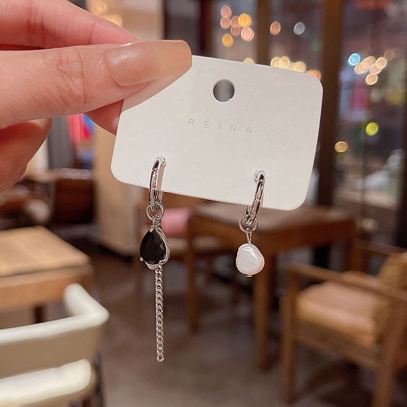925jarum Perak Mewah Asimetris Anting Mutiara Wanita Fashion Kristal Drop Earrings