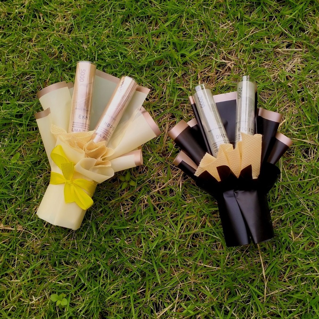 

Buket Mini (8 pcs) Angpao isi 2 Kosongan Untuk Lebaran Idul Fitri Anak-Anak Warna Warni