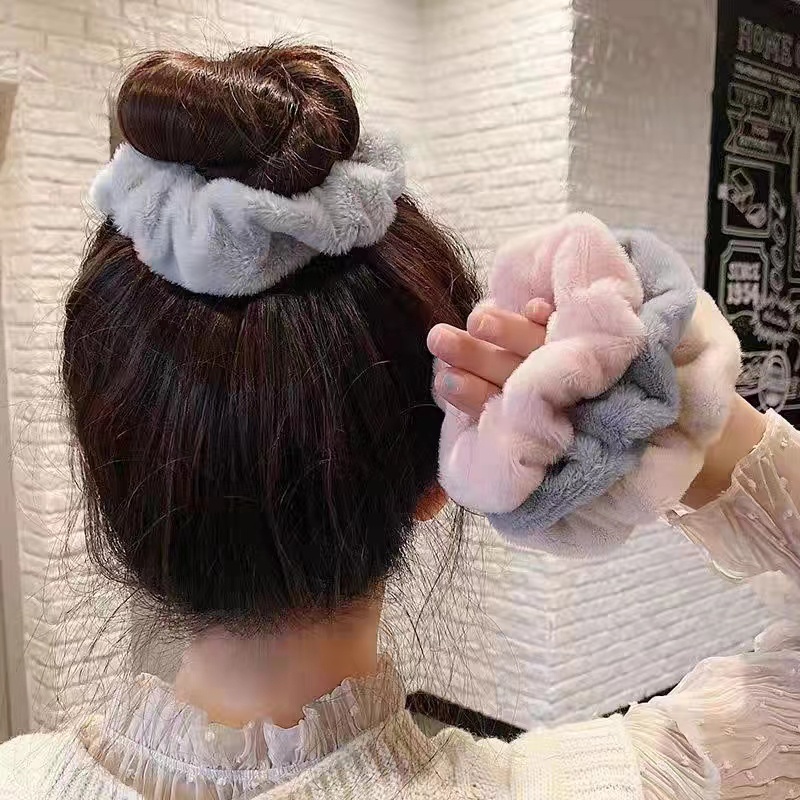 Ikat Rambut Korea Hijab Gelang Hairband Kunciran Cepol Jilbab Lingkar Besar Bulu Lembut Korea Motif Polos-Srunchie