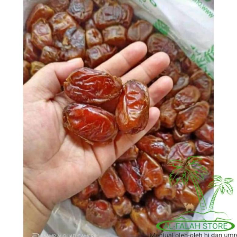 

Kurma Madu Mesir 1Kg/Korma Mesir 1 Kg/Kurma Mesir Golden Valley Promo Best Seller!