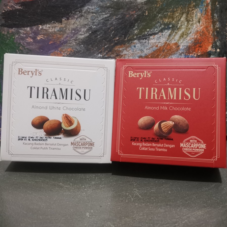

Beryl's 65gr box Tiramisu Beryls almond Milk White Chocolate Coklat
