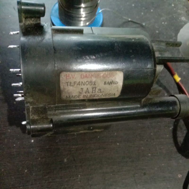 flyback TLF4N051/TLF4N052