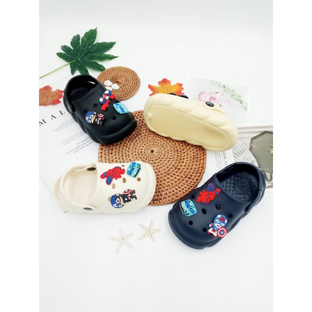 SANDAL BAIM ANAK COWOK MOTIF AVENGERS-SPIDERMAN UK 24-29 710 L