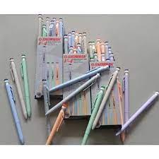 

bulpoint snwoman v4 tinta hitam cetekan (200grm) isi 12 biji 0,7mm