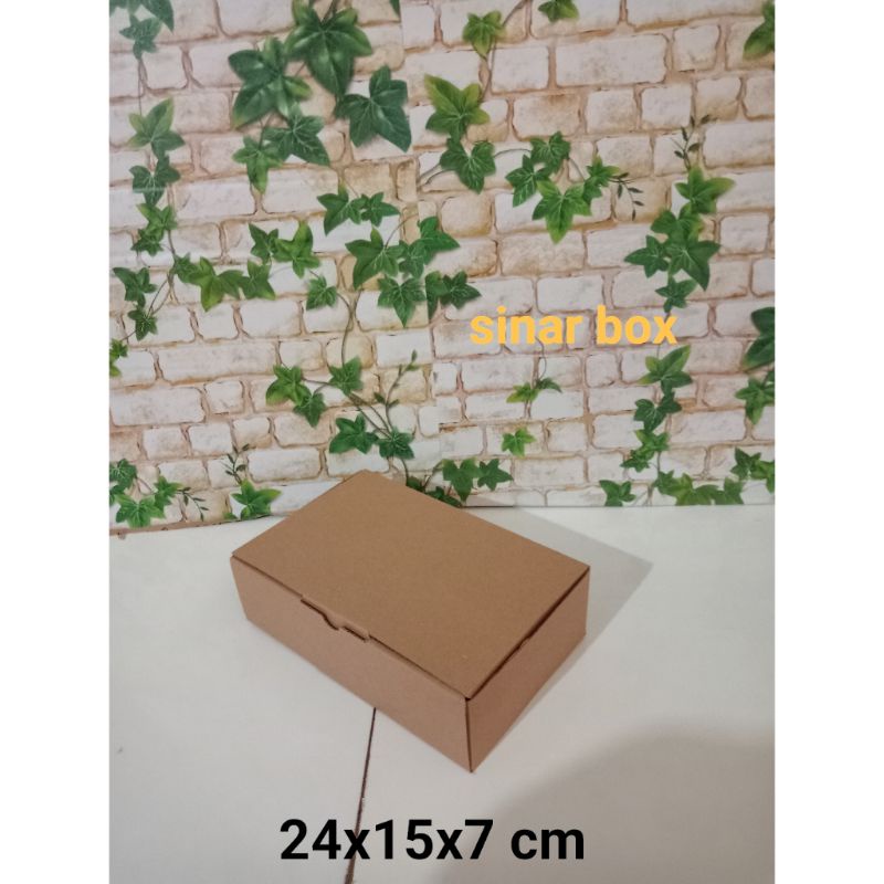 

KARDUS UK. 24x15x7 CM....DIE CUT KARTON BOX UNTUK KOTAK BAJU-AKSESORIS-SOUVENIR DLL MODEL BOX PIZZA