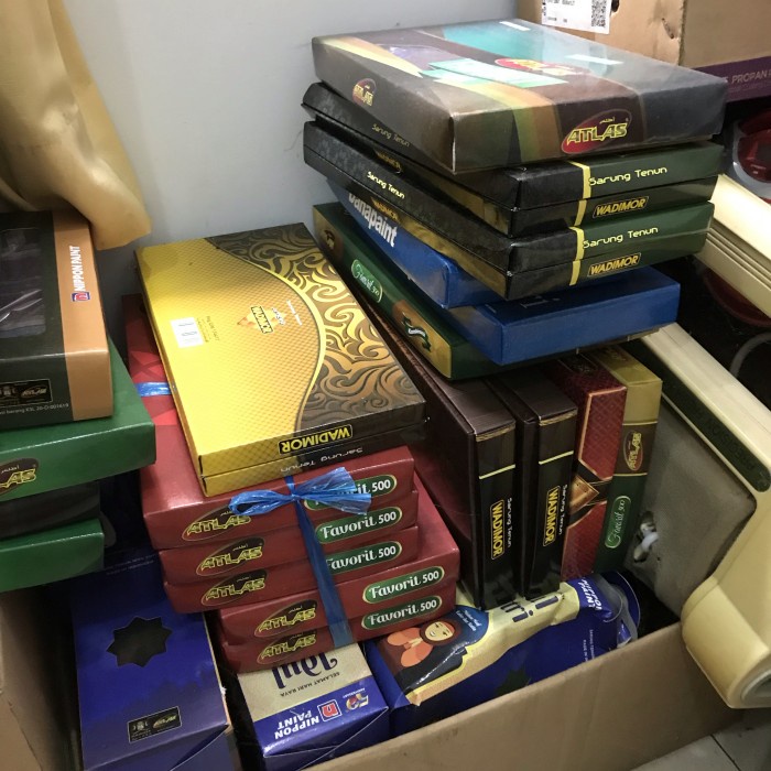 Sarung Tenun Wadimor Mangga Atlas Gajah (Random tidak bisa pilih) (F8Z2) Medium Terlaris Travelling 