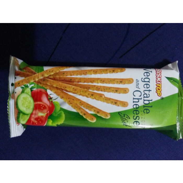 

Biskitop Vegetable and Cheese