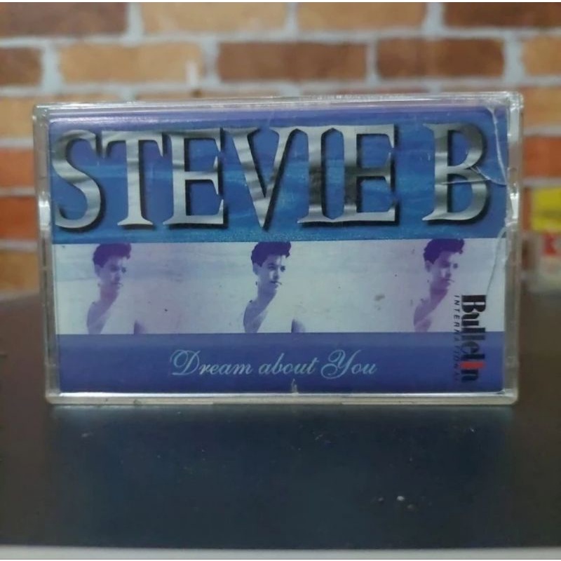 Kaset Pita Stevie B