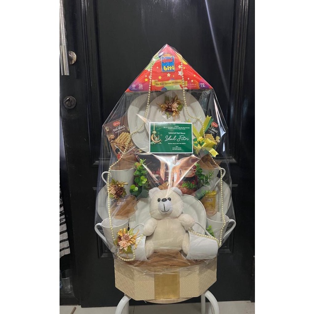 

Bintang Florist - Hampers Pecah belah / Hampers lebaran idul fitri / parcel lebaran / parcel set / parcel idul fitri