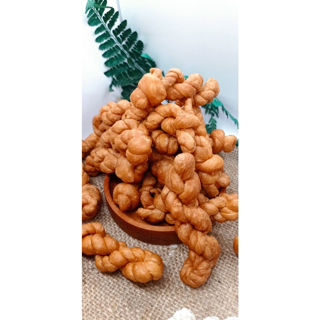 

SNACK TAMBANG/KUE TAMBANG/KUE TAMBANG UNTIR-UNTIR 250gr,500gr,dan 1kilo