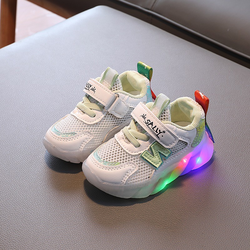 Sepatu Sneaker Led Anak Sally Import / Free Dus