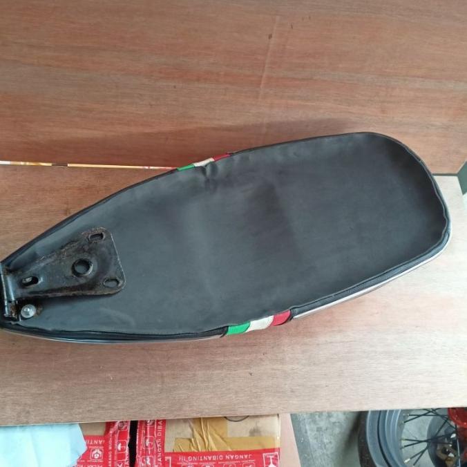 Jok Vespa Racing Caferacer Lis Crome Super Sprint Bajaj