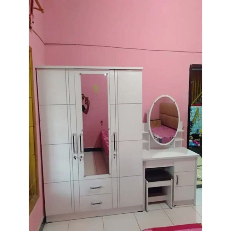 Paket lemari dan meja rias