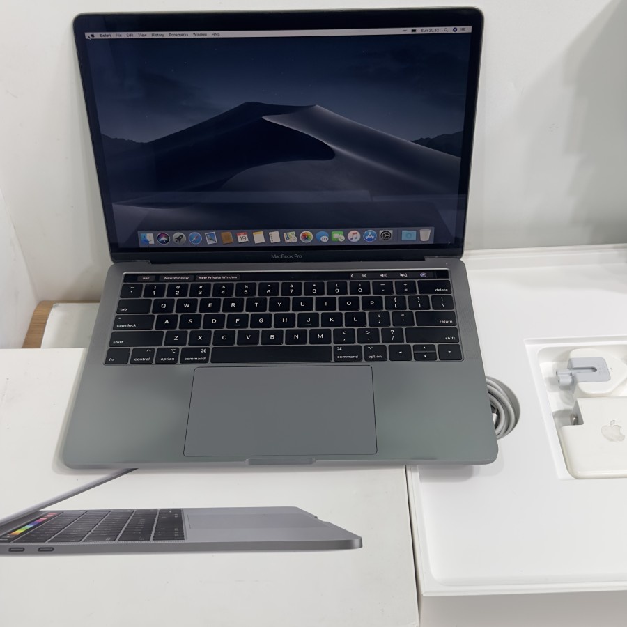 Macbook Pro 2019 Touch bar 128bg