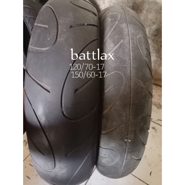 sepasang ban battlax uk.120&150 ring 17