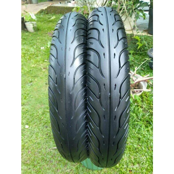 ban motor matic sepasang