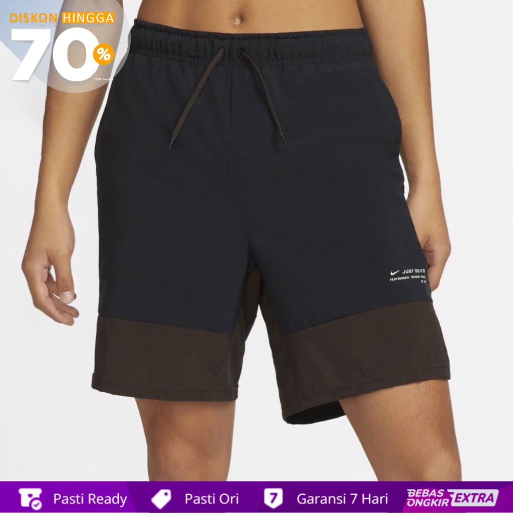 Nike Celana Pendek Dri-FIT Men's Flex Woven Training Shorts - Black