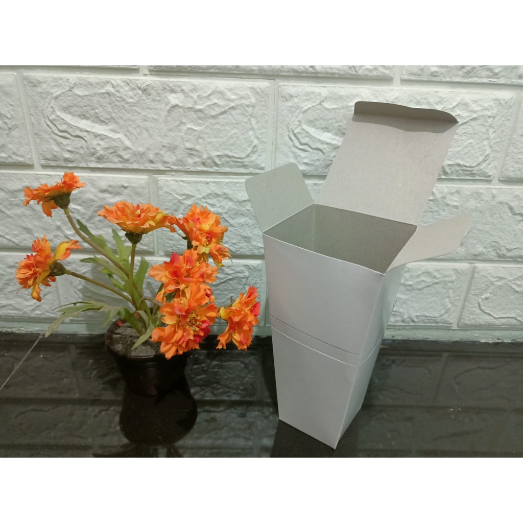Box Popcorn Dengan Tutup / Box Churros / Box Stik Uk. 8x8x16 cm