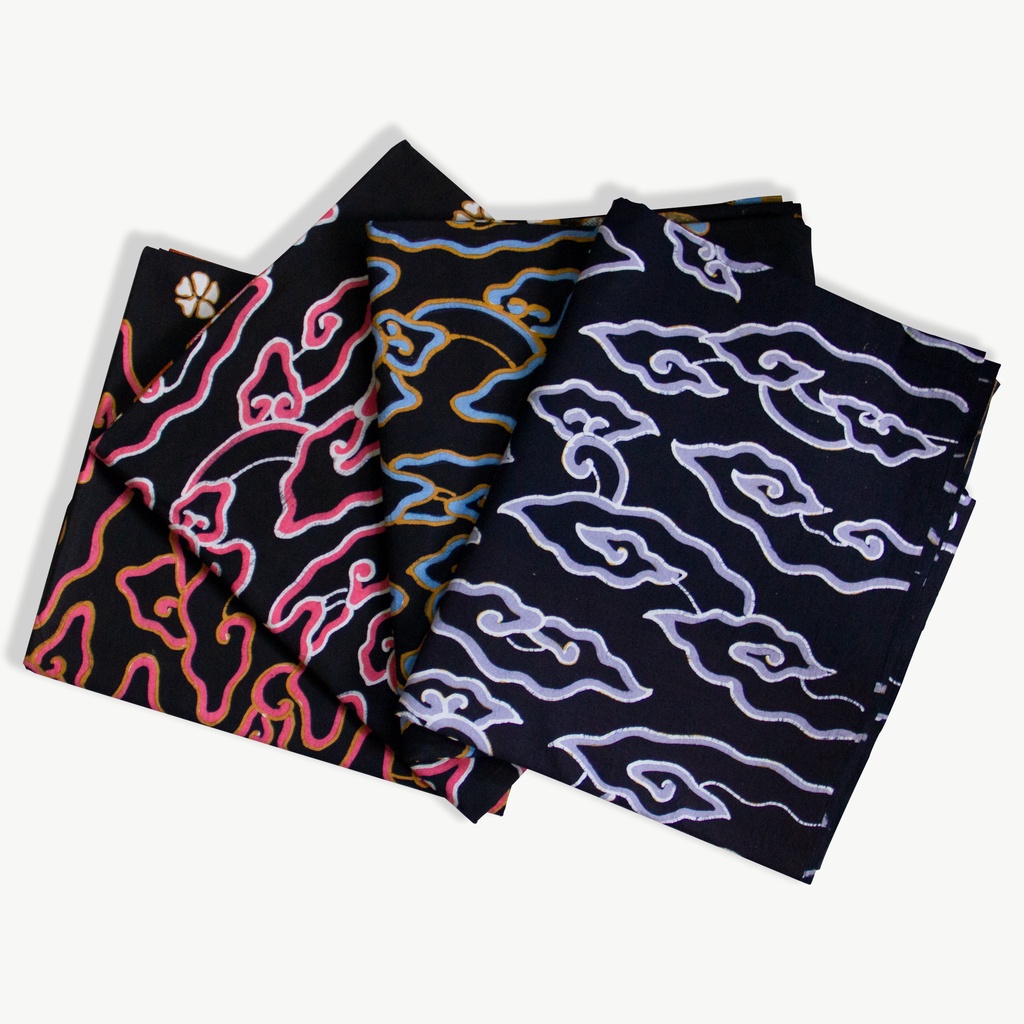 BATIK SALMA Kain Batik Tulis Asli Bahan Katun Motif Mega Mendung Kombinasi Bunga Panjang 2 Meter Jar