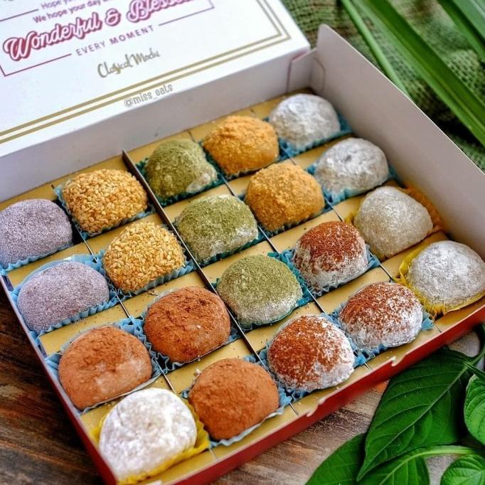 

Kue Mochi Enak ( Box Isi 20 ) - Classical Mochi