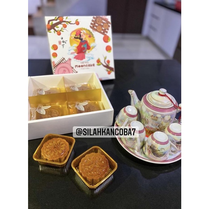 

Kue Bulan Mooncake Tong Jiu Pia Panggang