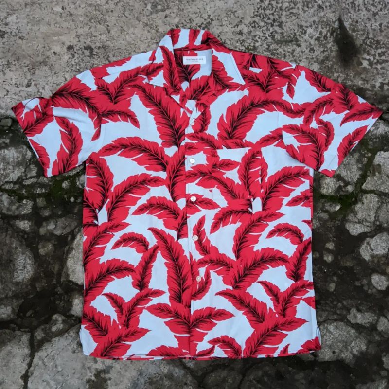 Kemeja tomorrowland hawaiian japan market vintage