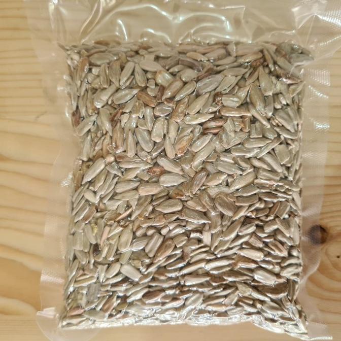 

TERBARU SUN FLOWER SEEDS / KUACI KUPAS ROASTED 250 GRAM