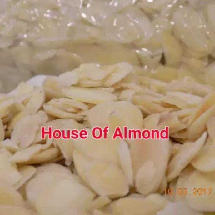 

STOK TERBATAS ALMOND SLICE (MENTAH) 250GR