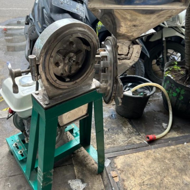 Mesin Gilingan Tepung Stainless FFC 15+ HONDA GP200 6.5HP
