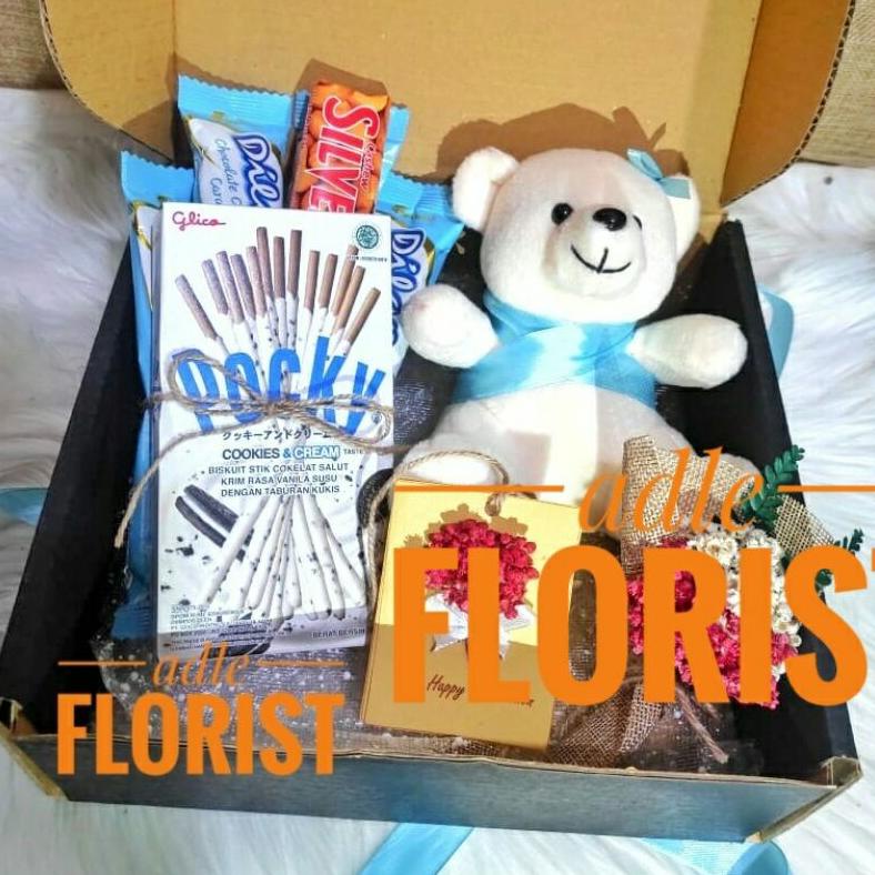 

Hampers Snack Wisuda // Buket Snack // Kado Valentine'S Day // Gift Valentine Day // Snack Box // Hadiah Ulang Tahun / Hampers Wisuda Anniversary Promo Best Seller!
