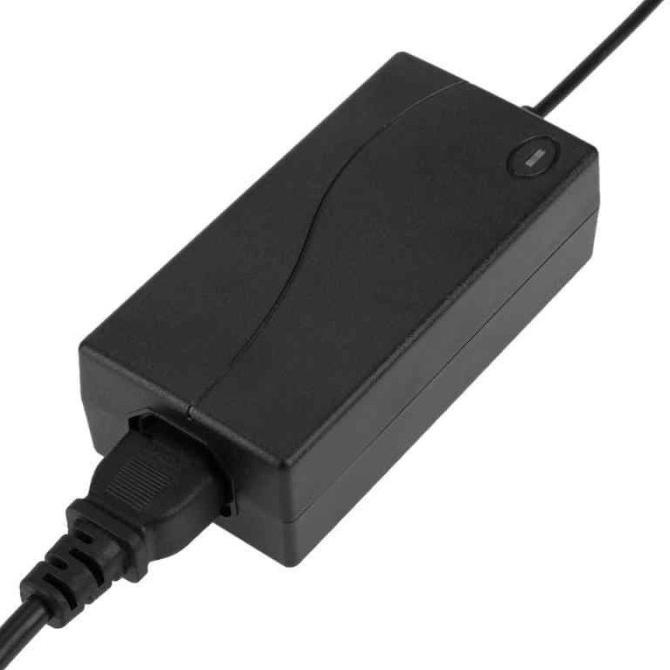 Converter Adaptor Colokan Lighter Mobil AC ke Colokan Rumah - DC 12V bah12