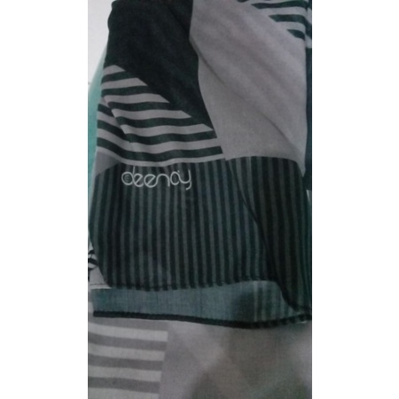 preloved deenay hijab