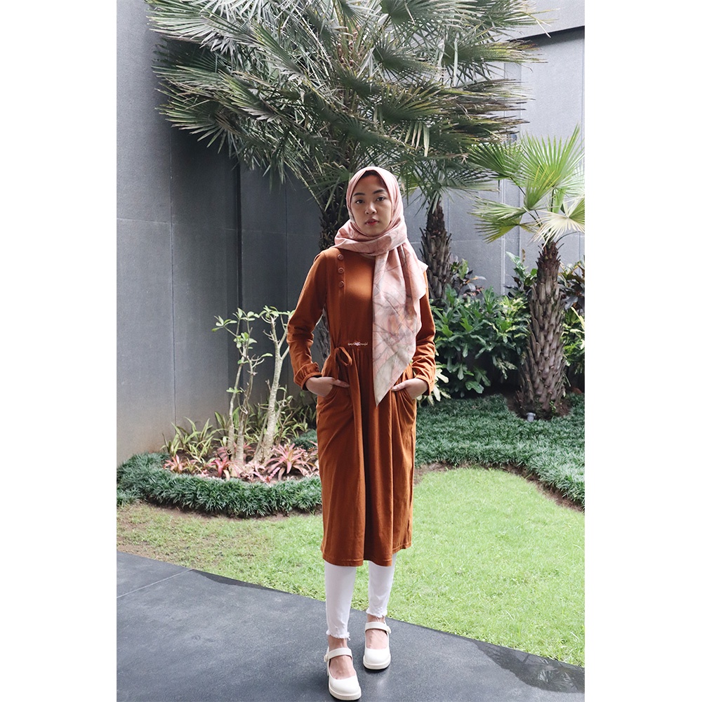 Tunik Missty Wanita Warna Cokelat Lengan Panjang Variasi Sabuk Serut Spesial Lebaran Best Seller (Da