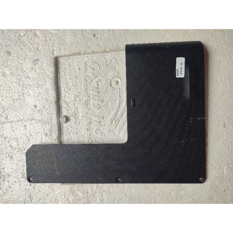 Tutup Casing Bawah Buttom Case A314-41 A314-33 A314 41 33
