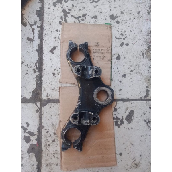 segi tiga atas motor RX king tahun 97 bekas copotan motor seken original