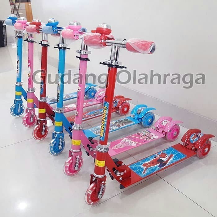 Scooter / Skuter Bell Anak Karakter Murah - HIJAU COWO (B4U9) Skuter Listrik Gratis Ongkir Otoped An