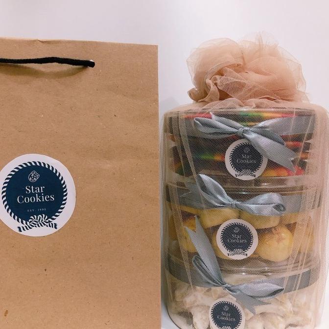 

Hampers Lebaran / Idul Fitri by STAR COOKIES - 3 toples