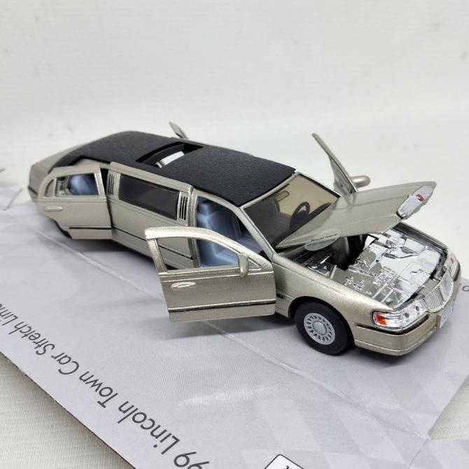 Diecast 1999 Lincoln Town Car Strecth Limousine Kinsmart 1:38