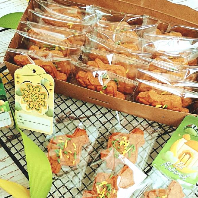 

Hampers Idul Fitri - Roti Gambang Homemade Spesial (isi 18)