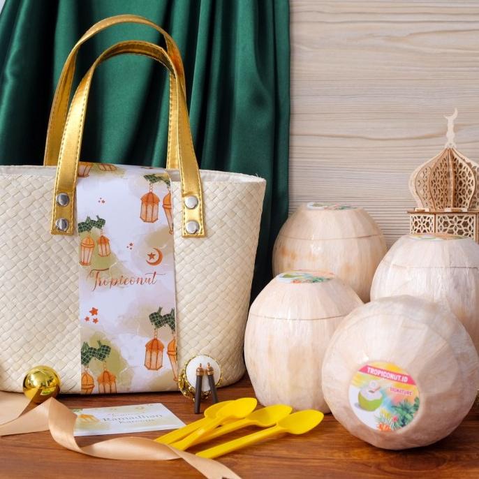 

Hampers Ketupat / Hampers lebaran tropiconut