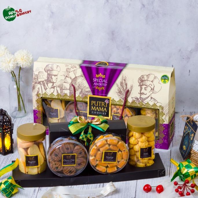 

Paket Hampers Kue Kering Lebaran Idul Putri Mama